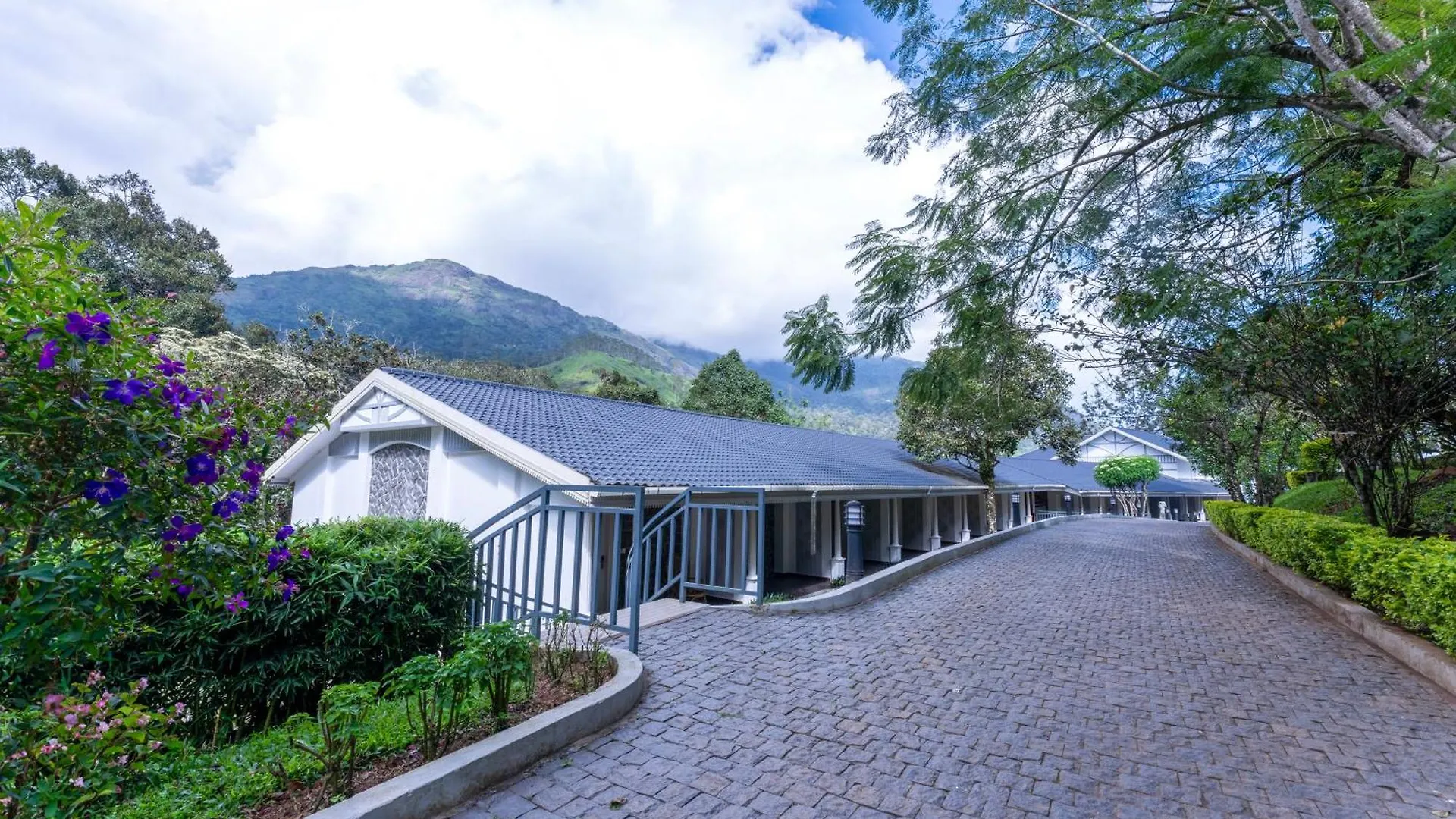 מונאר Le Montfort Resort הודו